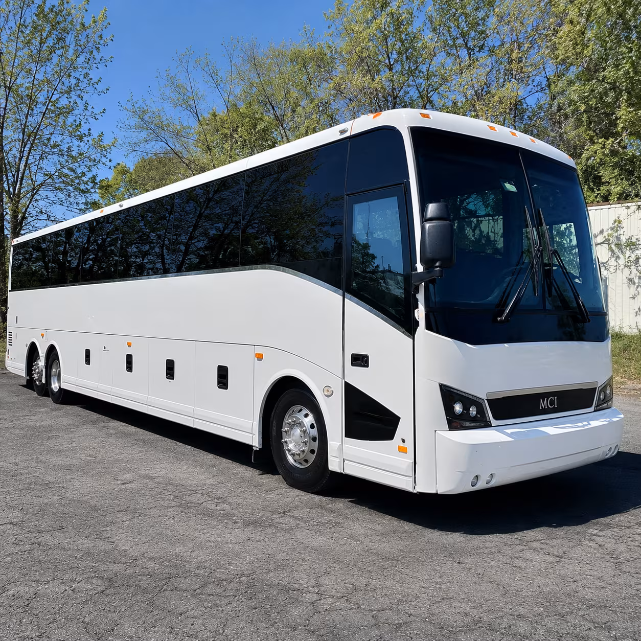 concert buses to pine knob music theatre from troy skip the i 75 backup