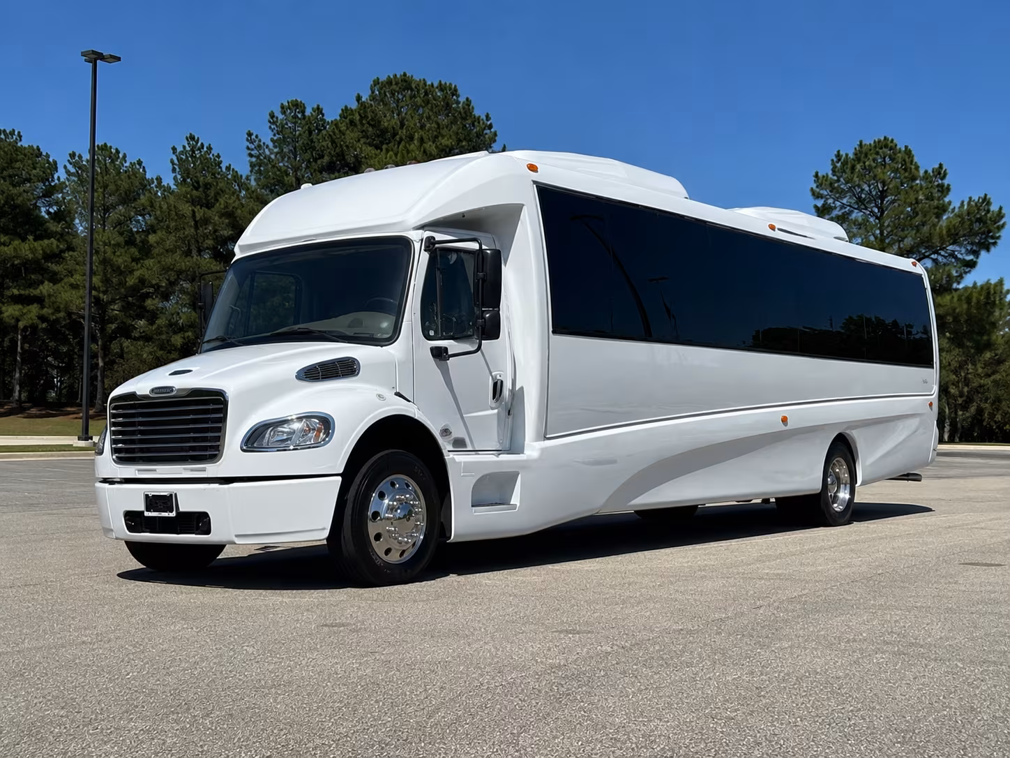 farmington hills bus rentals