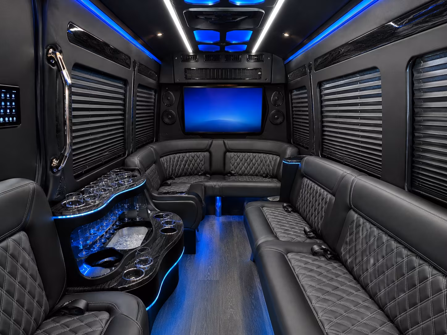 troycharterbuscompany com will help you move your team to comerica park and little caesars arena