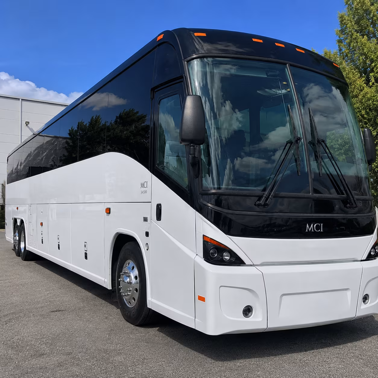 warren charter bus