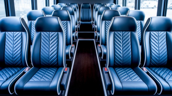 35 passenger minibus rental warren